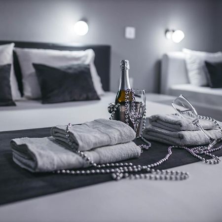 King Exclusive Suites Ni Εξωτερικό φωτογραφία